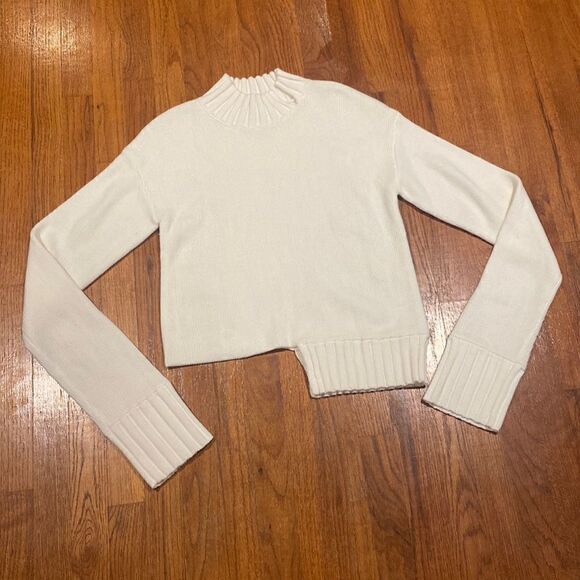 After Market Long Sleeve Dolman Style Asymmetrical Cut Sweater - Size S - Picture 1 of 9